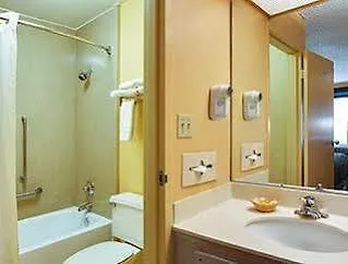 Hotel Days Inn By Wyndham Sarasota Bay
